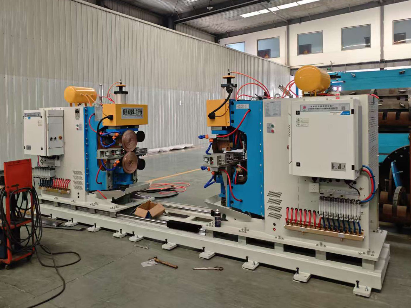 板式换热器板片直缝焊机