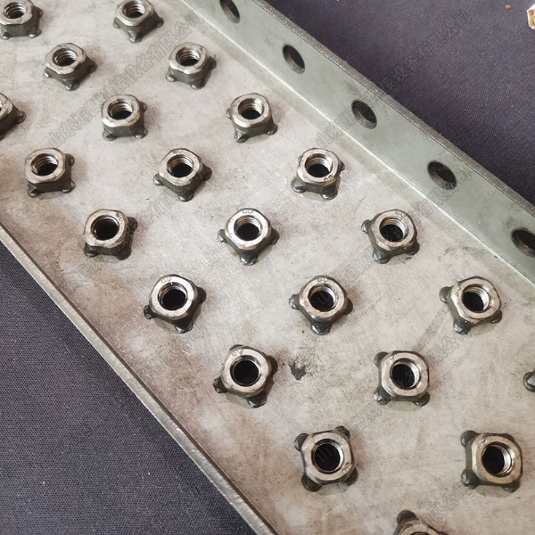 中频螺母点焊机与工频螺母点焊机的区别